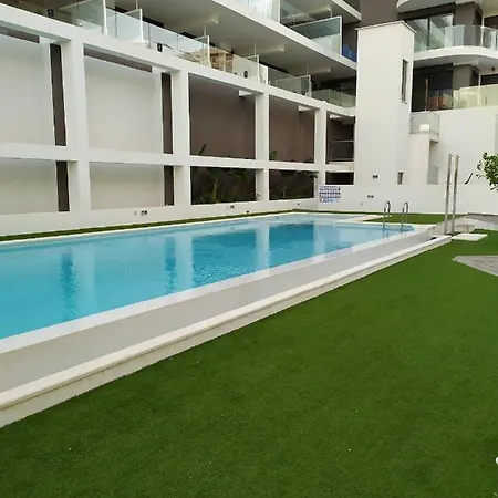 1 Apartment *